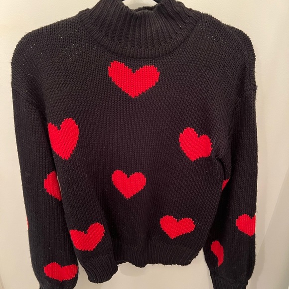 Lovers & Friends Heart Sweater - Picture 2 of 2